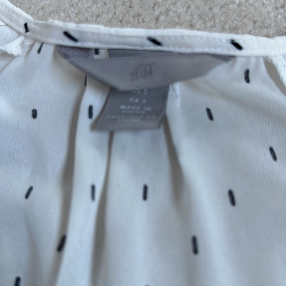 H&M top - Picture 2 of 2